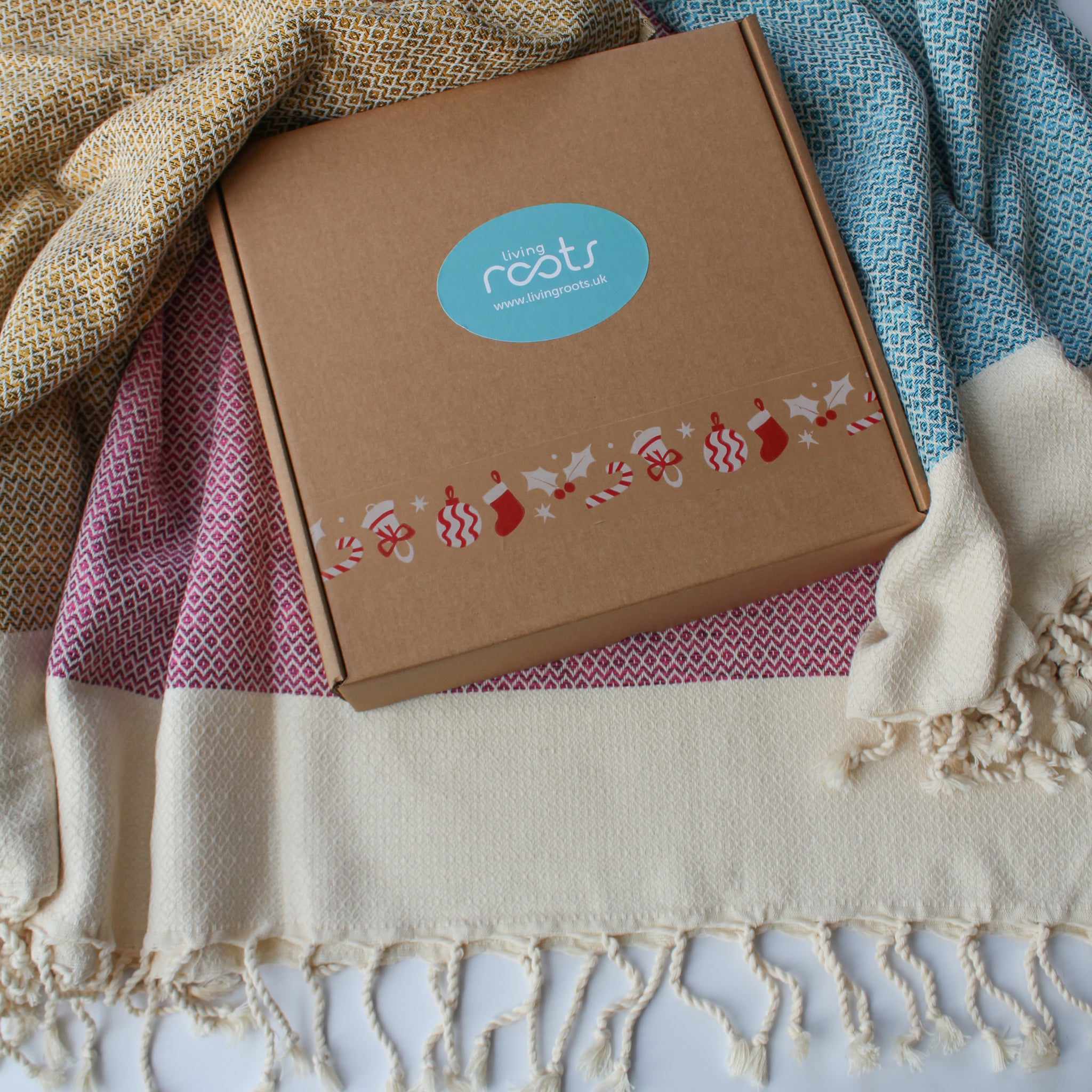 Diamond Gift Box, Soft Cotton Throw & Premium Coffee & Chocolate