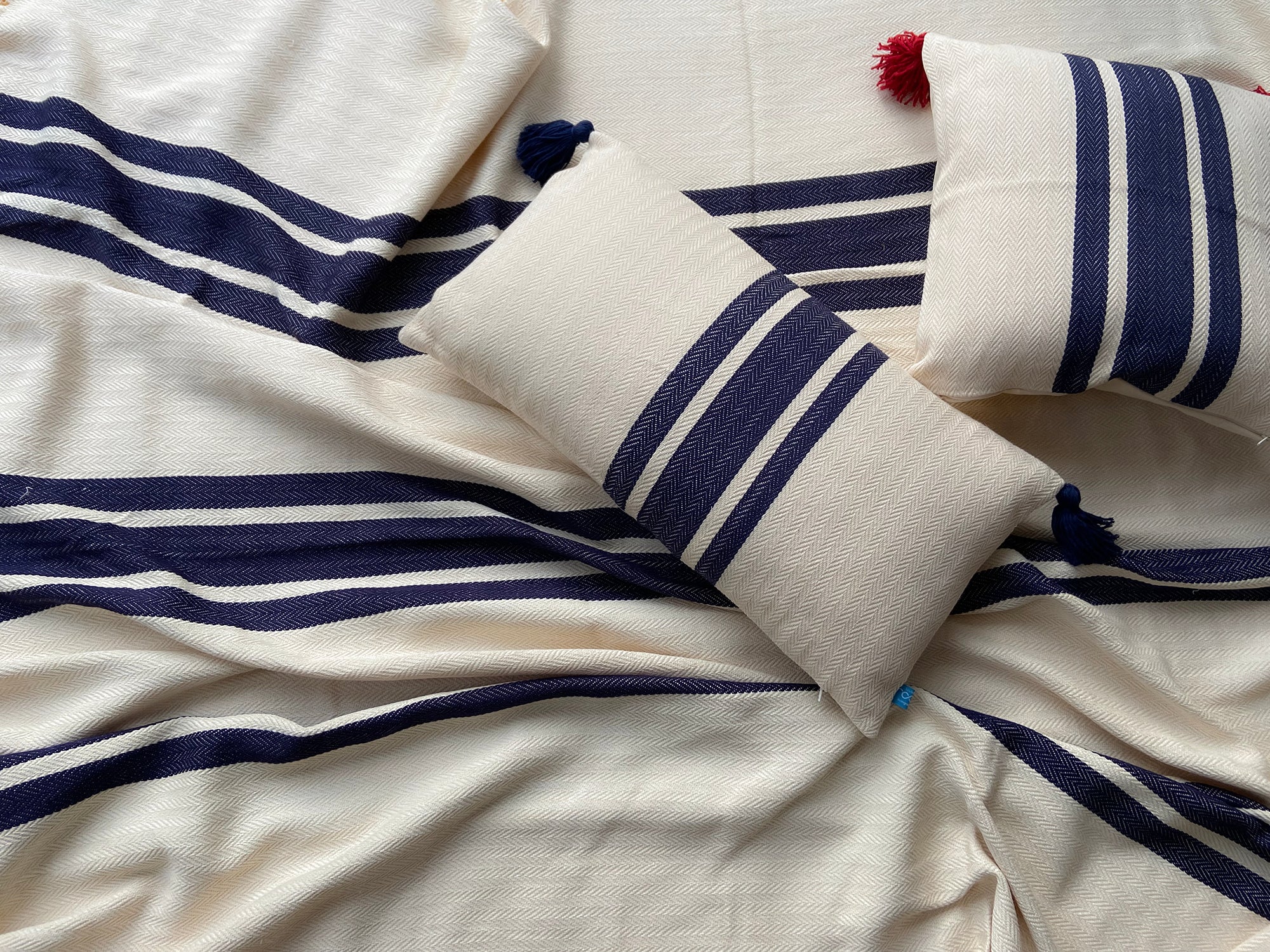 HERRINGBONE Navy Striped Throw Blanket & Cushion