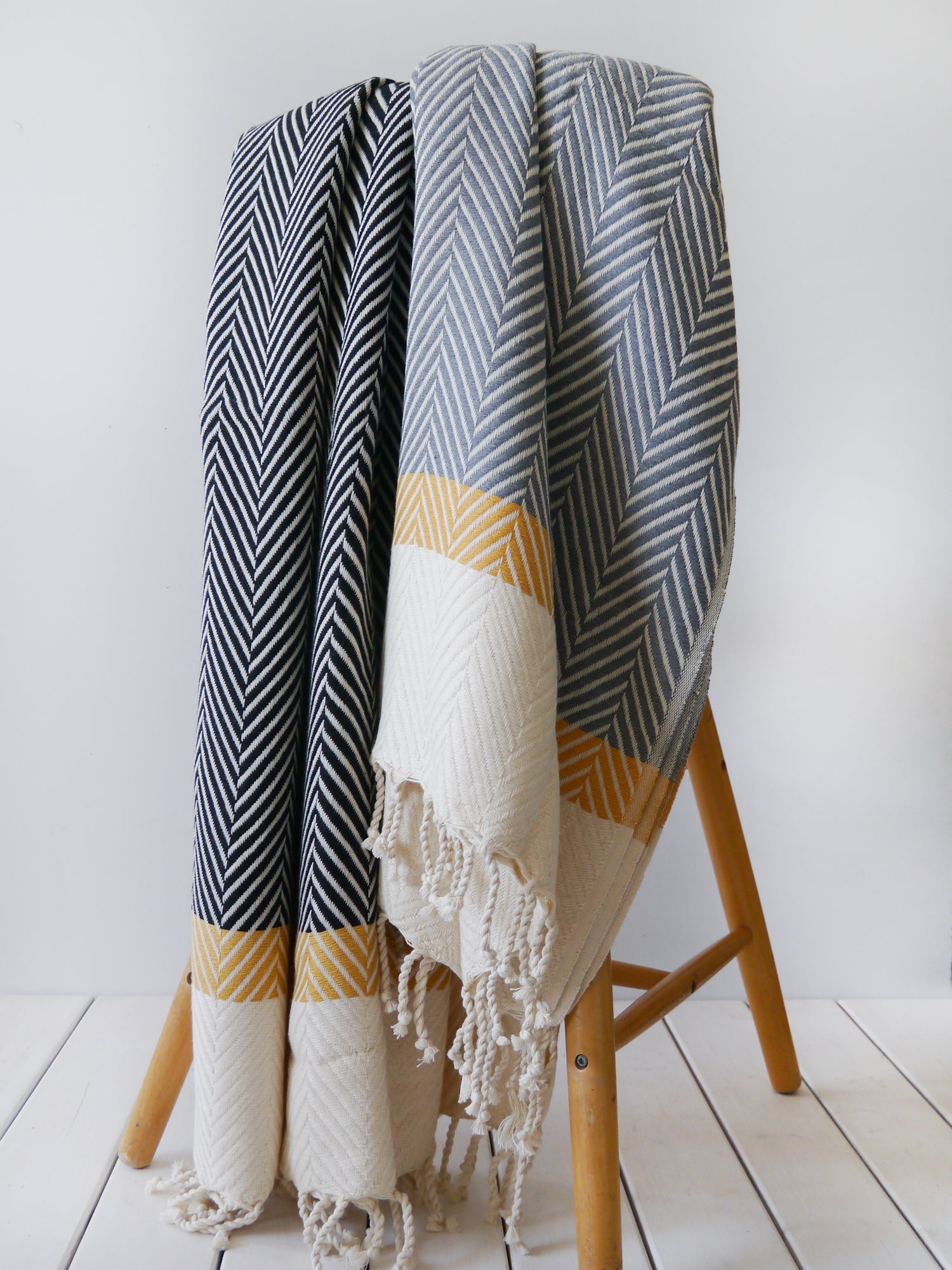 HERRINGBONE  Two coloured Handwoven Cotton Throw